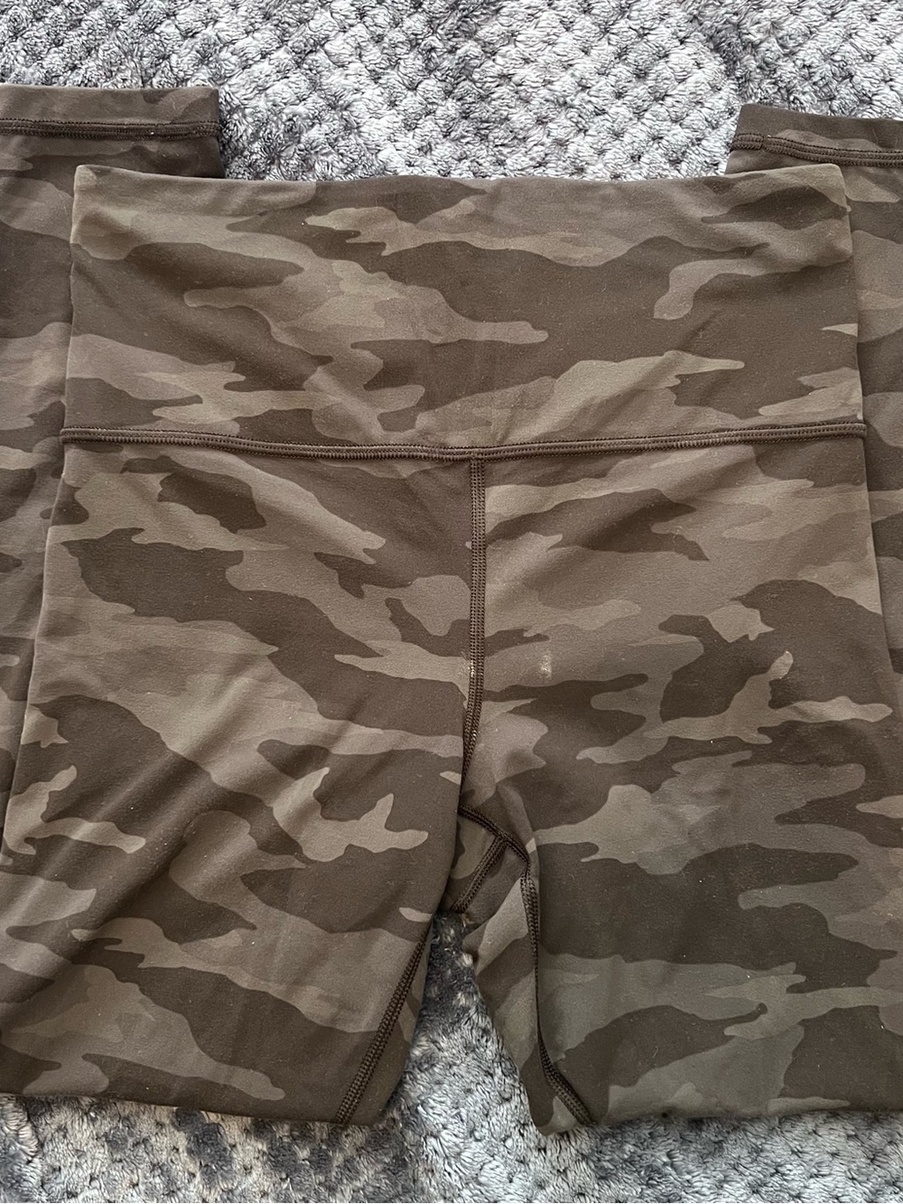 Athleta Elation Camo 7/8 Tight